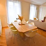 Apartment Paris Prestige *