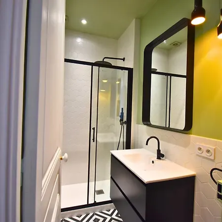 Paris Prestige Apartamento *