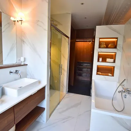 Paris Prestige * Pantin